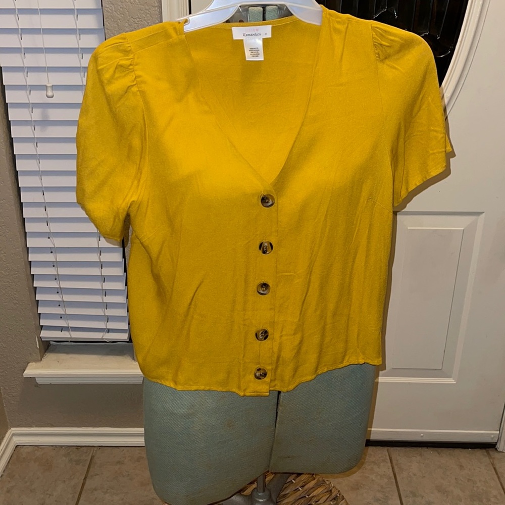 Vintage Style Top - Picture 2 of 6